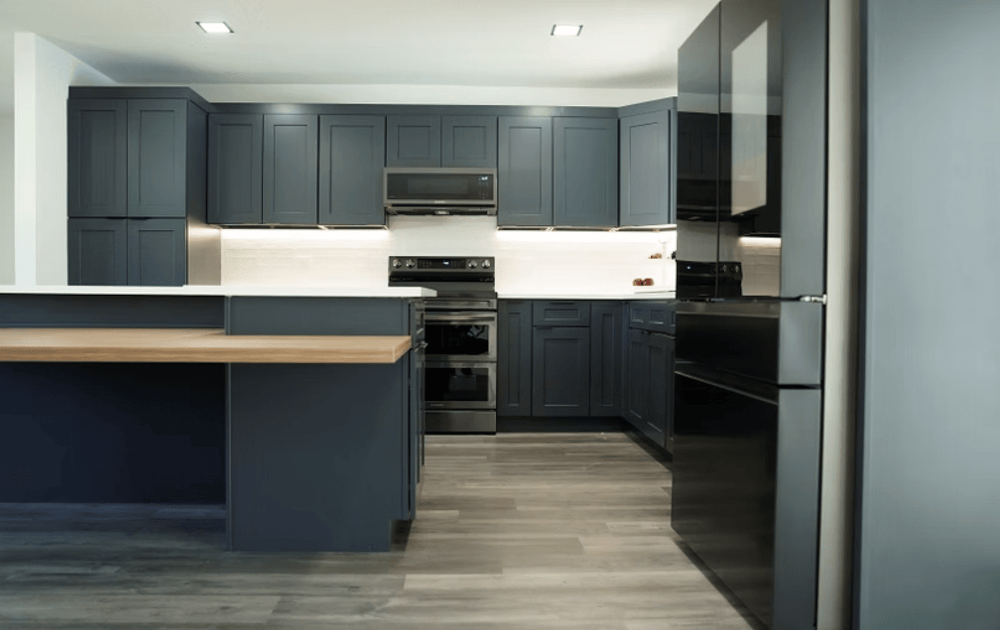 Cyber Gray Kitchen Cabinets - Joplin,MO