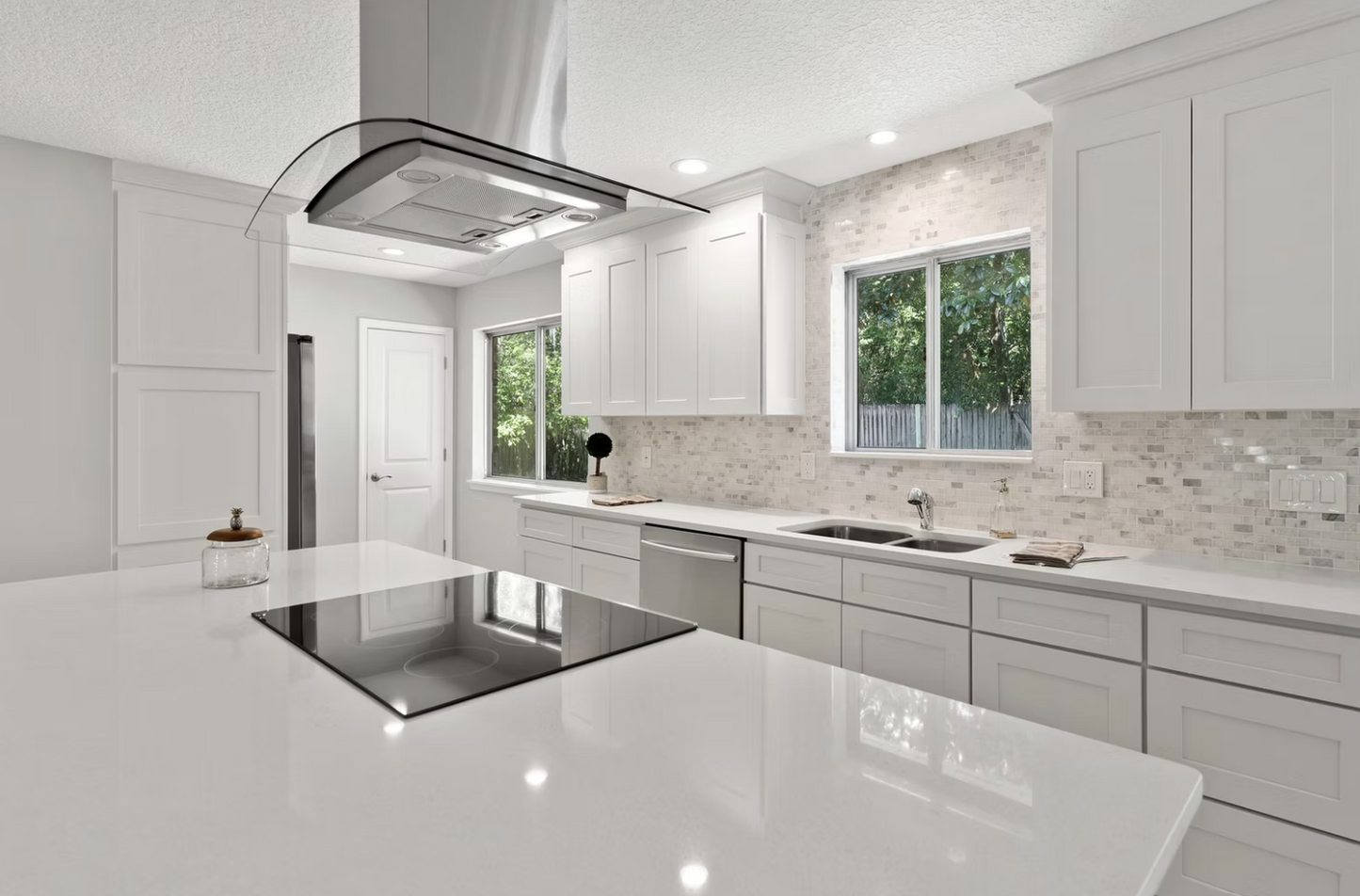 White Shaker Custom Kitchen Cabinets
